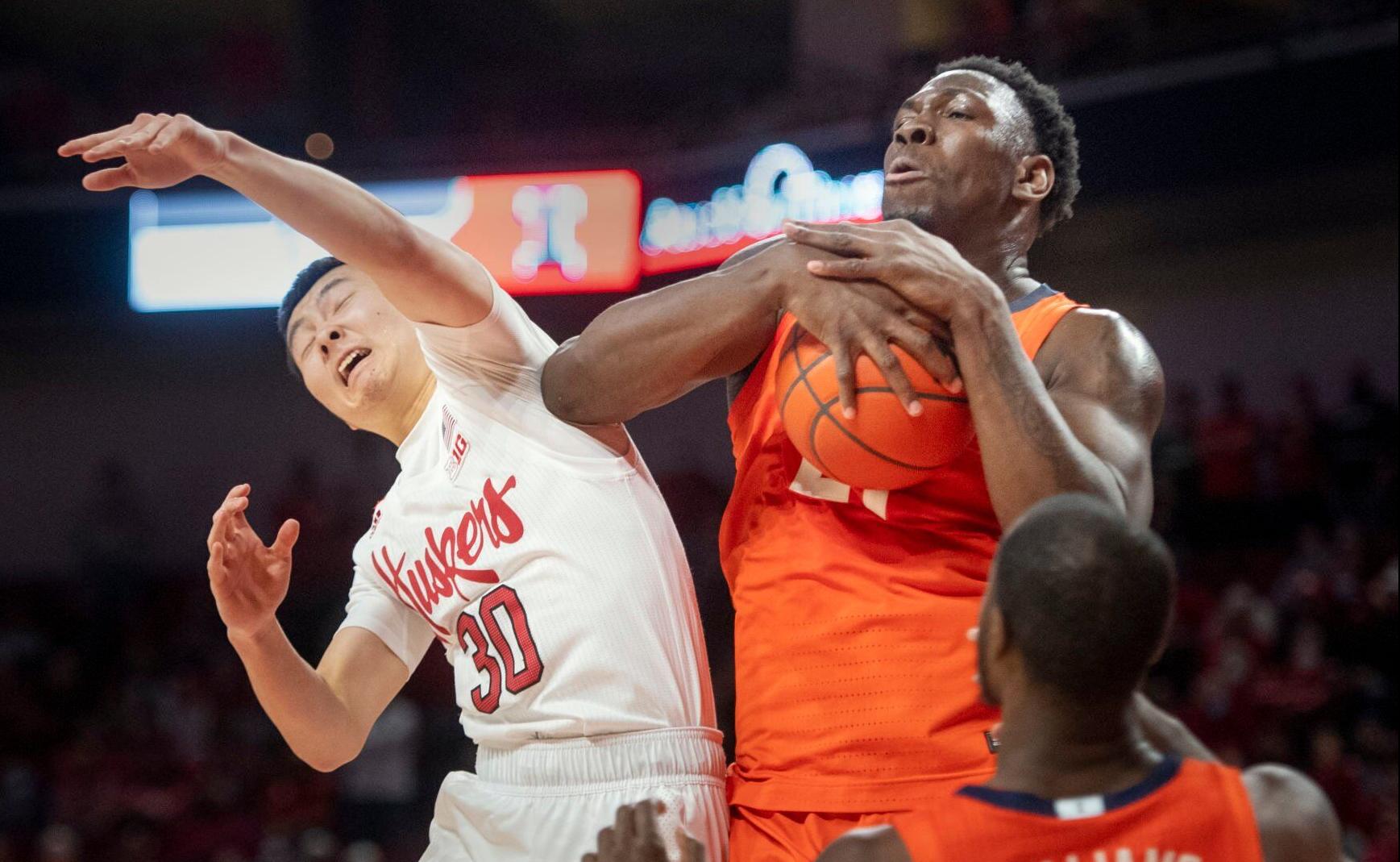 Illinois vs. Nebraska, 1.11